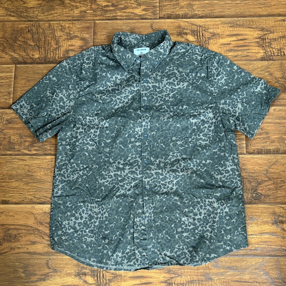 Old Navy Dark Green Cheetah Print Casual Shirt